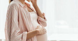 Чи можна піти в декрет раніше 30 тижня в Україні 2026