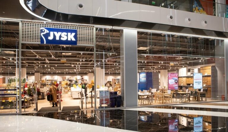 Найбільший JYSK в Києві: гігантський рай для любителів затишку вдома