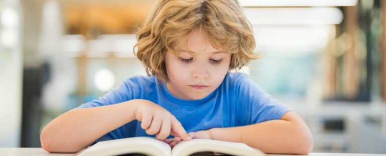 Скільки слів має читати дитина в 2 класі: норми на кожен семестр