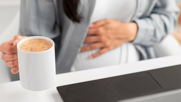 Чи можна пити каву на голодний шлунок: вся правда від науки