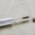 Чи можна спати в кімнаті, де розбився градусник?