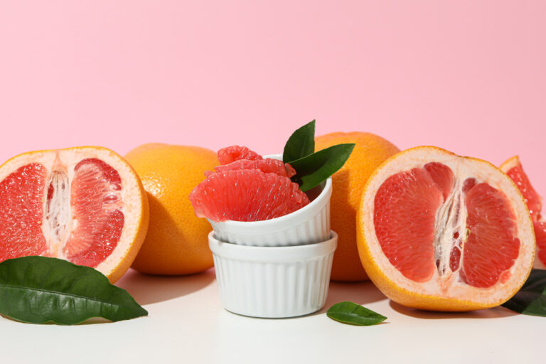 Користь грейпфрута: суперфуд для імунітету, серця та фігури