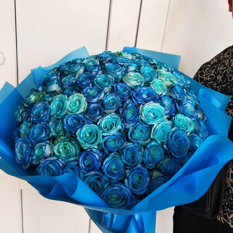 Як фарбують квіти: повний гід від базових експериментів до флористичних шедеврів