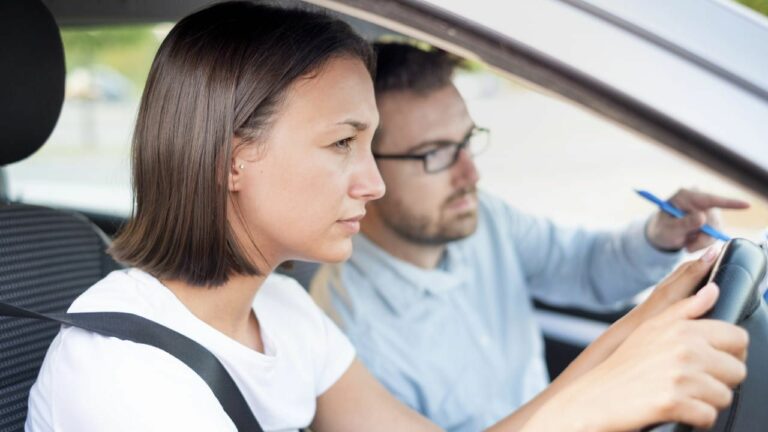 Скільки коштує купити водійські права в Україні у 2026 році