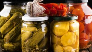 Чи можна перевозити закрутки через кордон: повні правила 2026