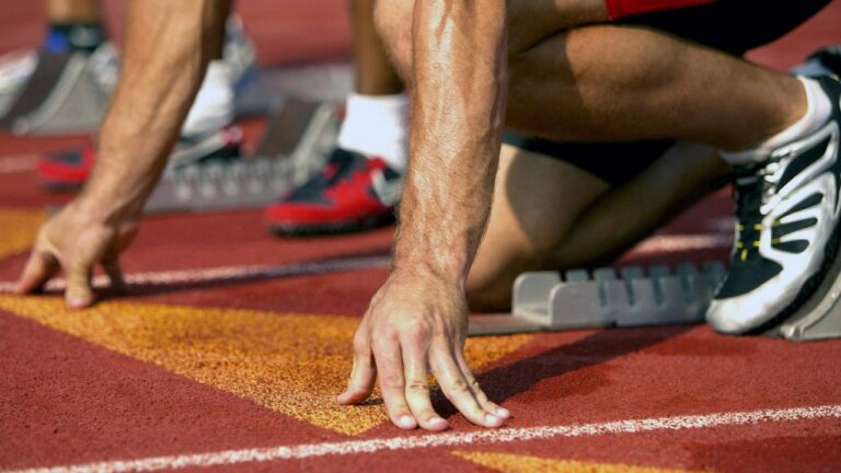 Чому легку атлетику називають королевою спорту?