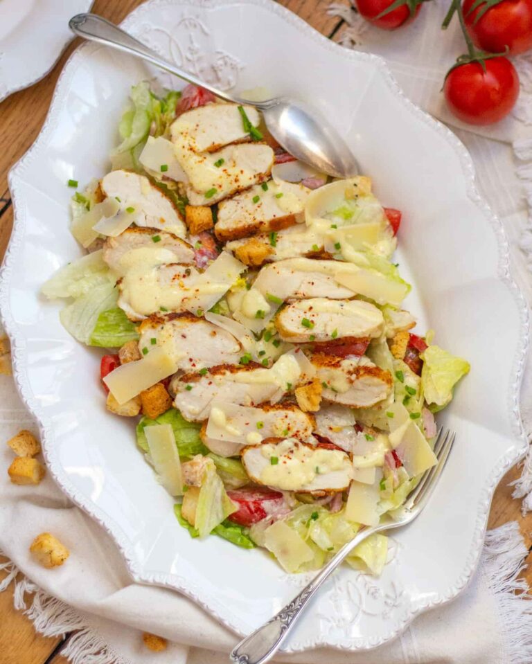 Як приготувати салат Цезар: класичний рецепт вдома